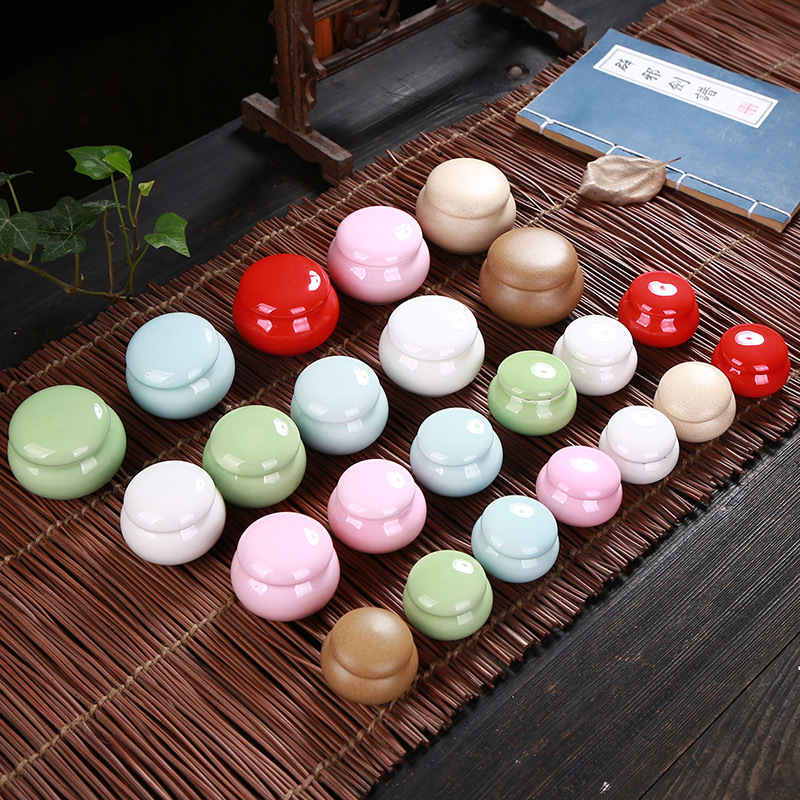 Color Glaze Small Ceramic Pot Mini Tea Pot Beauty Pot Fragrance Powder Medicine Pot Fragrance Pot Sealed Storage Pot