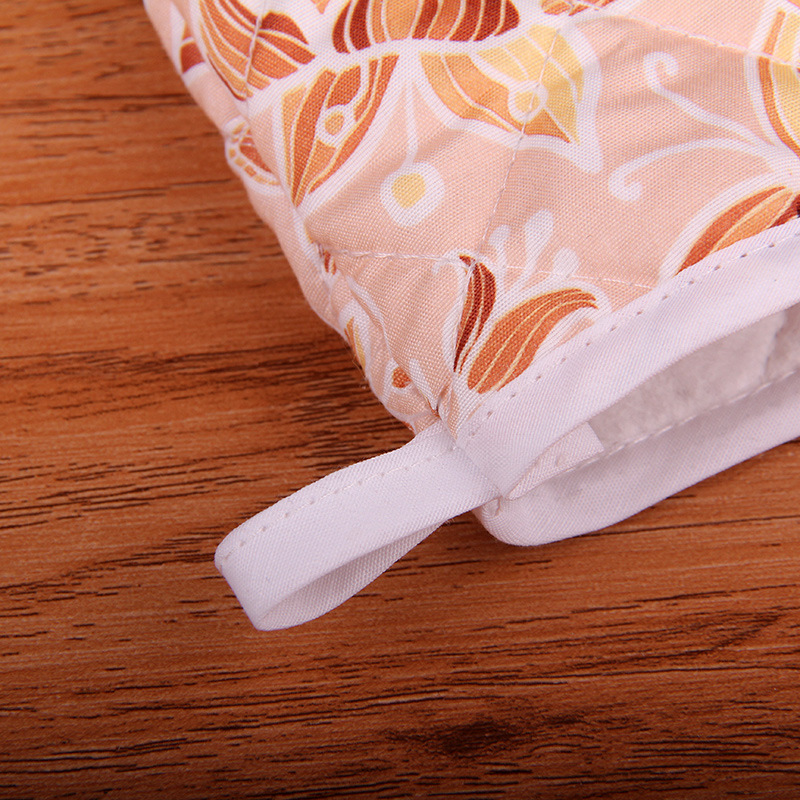 Children's heat insulation Gloves oven baking gloves heat-proof anti-scald microwave oven gloves Polyester gloves Primary School students baking