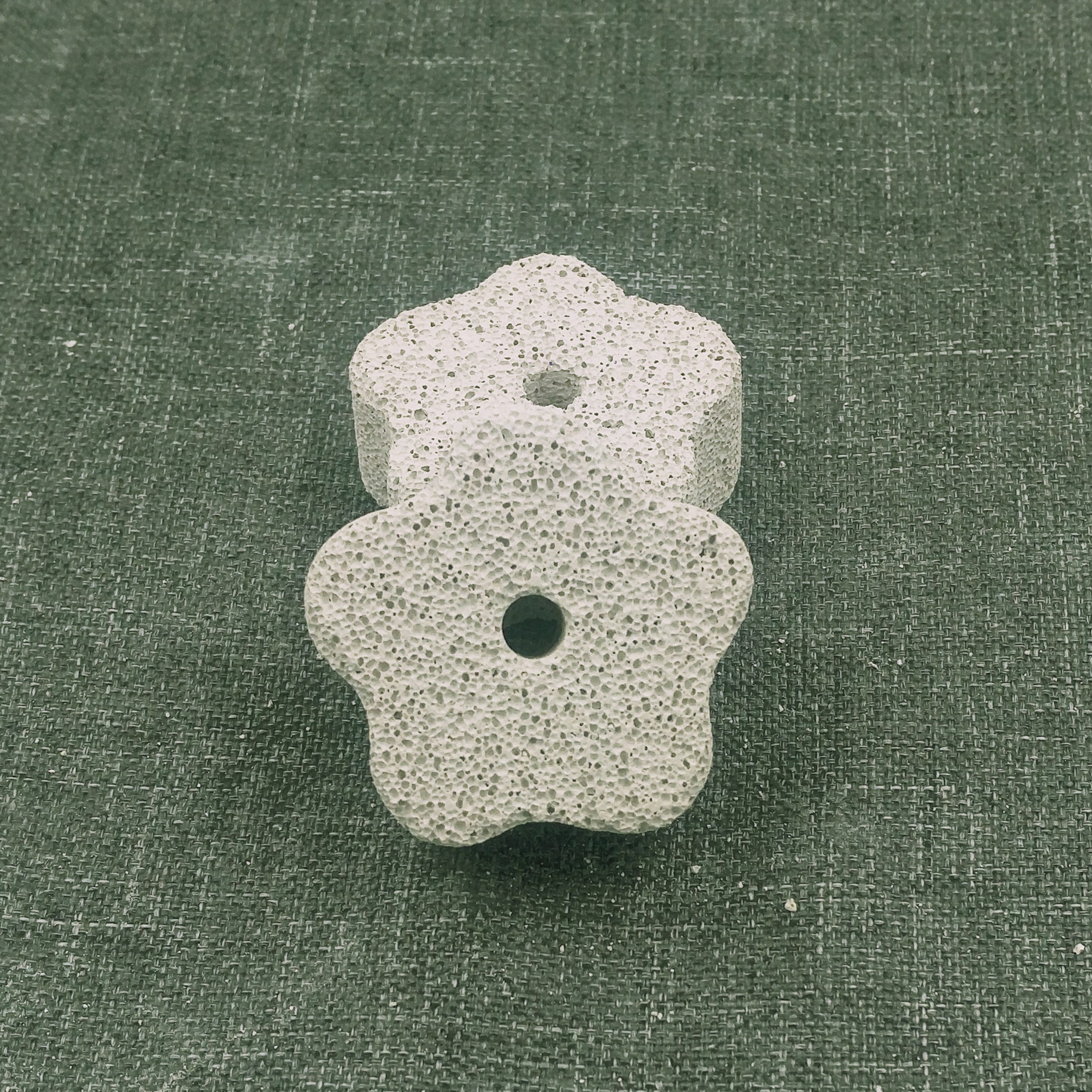 Pet Animal Molar Stone Hamster Molar Stone Rabbit Molar Supplies Totoro Molar Supplies Guinea Pig Molar Stone