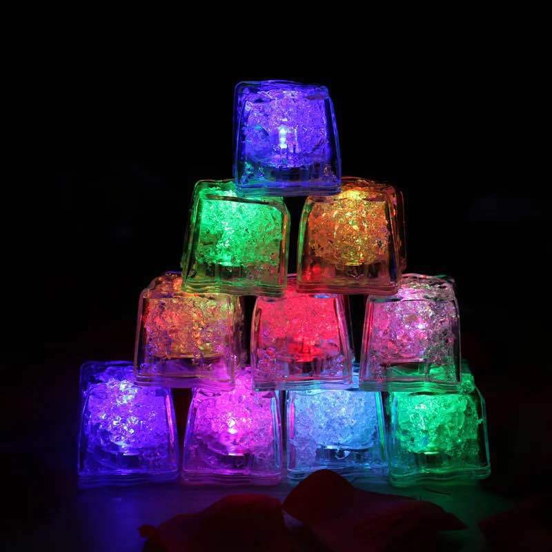 Water bright light-emitting ice flashing colorful bar toys LED fast and slow flash induction small ice light manufacturers direct sales