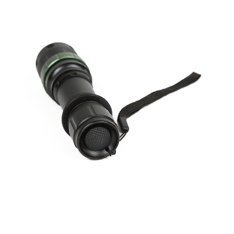 Factory wholesale zoom dimming flashlight riding lights 18650 mechanical zoom led outdoor