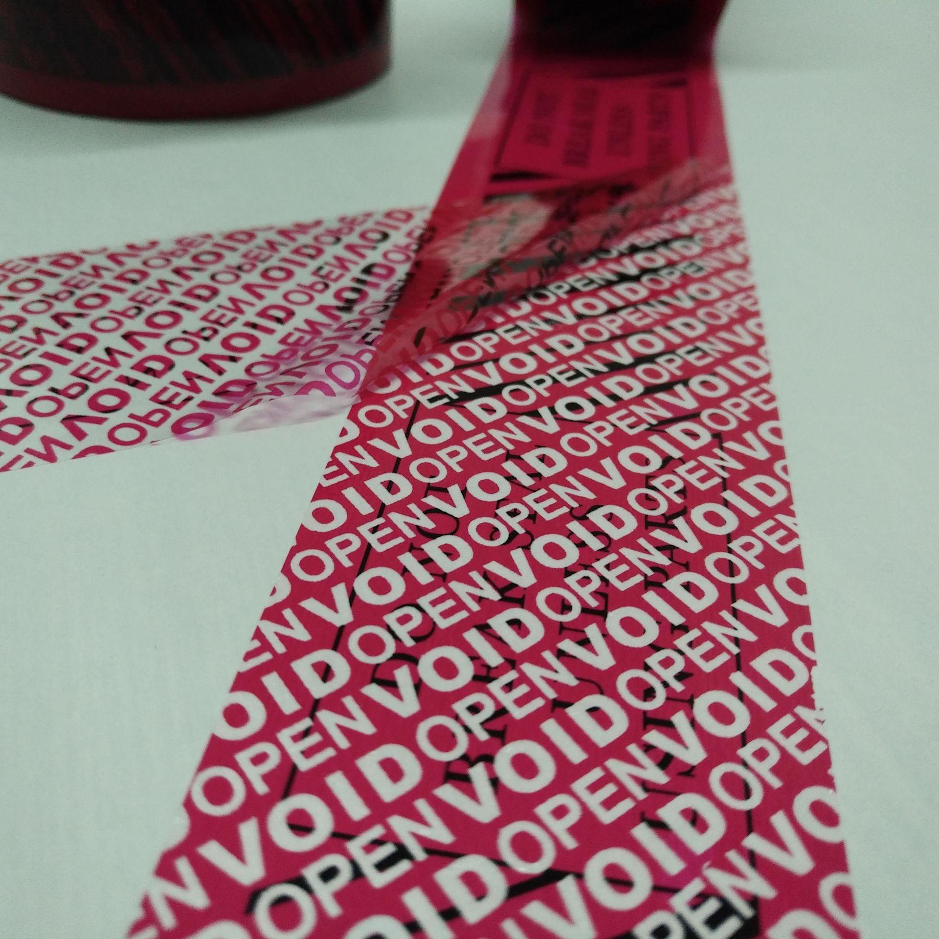 Anti-counterfeiting tape sealing box special anti-opening VOID opening left word can do special edition factory direct anti-counterfeiting