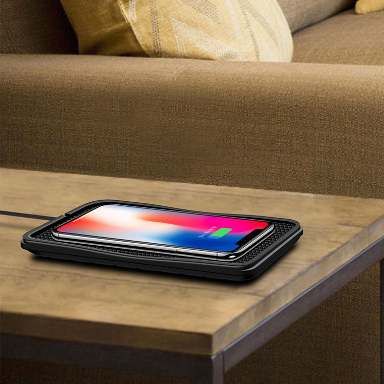 D3 car non-slip wireless charger transmitter pad 20W car fast wireless charger factory in stock straight hair