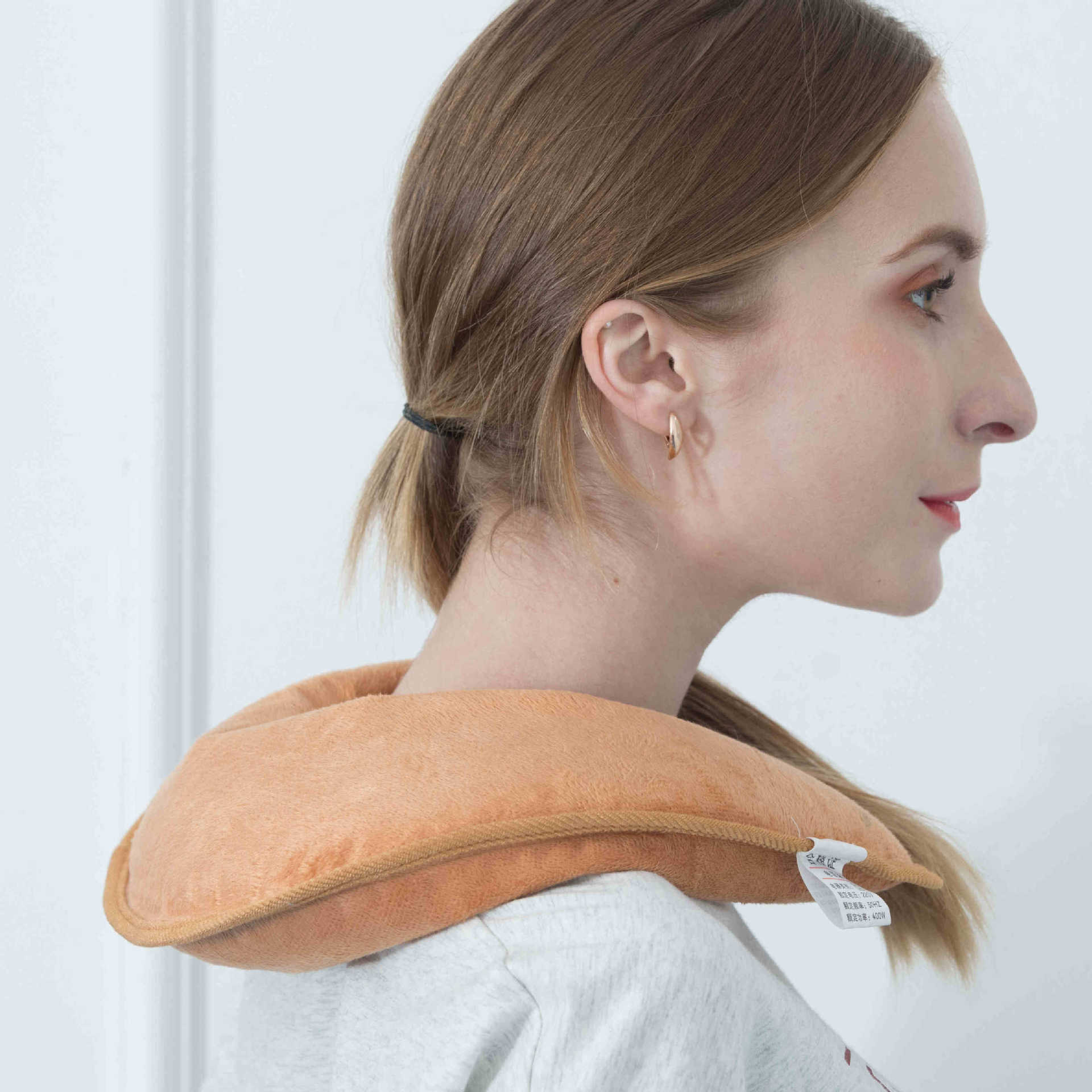 New neck protection rechargeable hot water bag explosion-proof cervical warmer hand warmer U-shaped hot compress shoulder neck shoulder neck neck