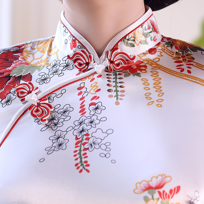 Autumn and Winter new cheongsam improved long plus size women's clothing middle-aged and elderly performance banquet dress wholesale