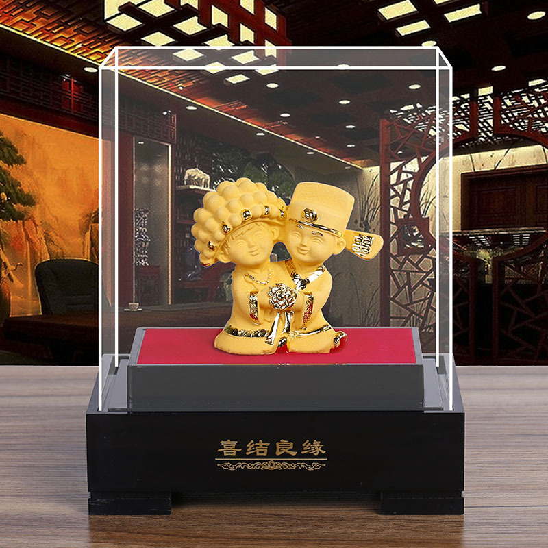 Свадебные подарки на сто лет, практичные подарки для друзей и подруг