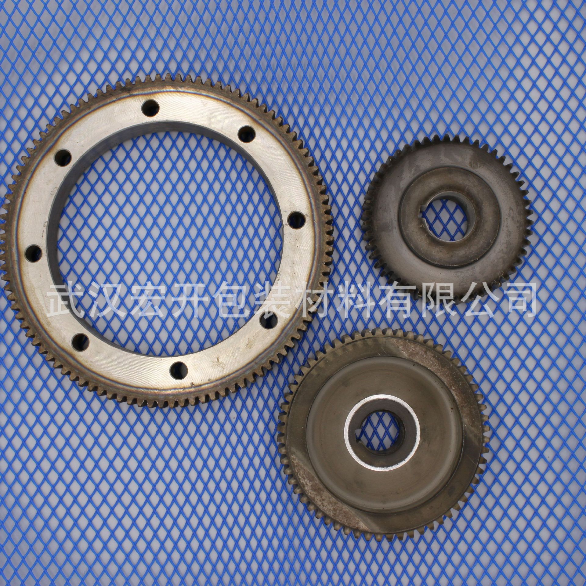 Factory Direct Supply of Plastic Protective Mesh Sleeves, Precision Parts, Glass Bottles, Threaded Metal Shaft Packaging.