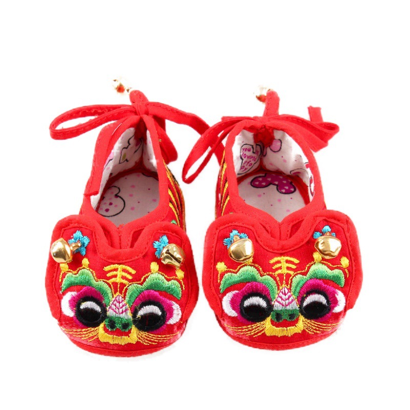 Cat Head Tiger Head Shoes for Infants, Embroidered Tiger Shoes for 100-Day-Old Babies, Baby's First Birthday Photo Props, Embroidered Soft-Soled Cloth Shoes
