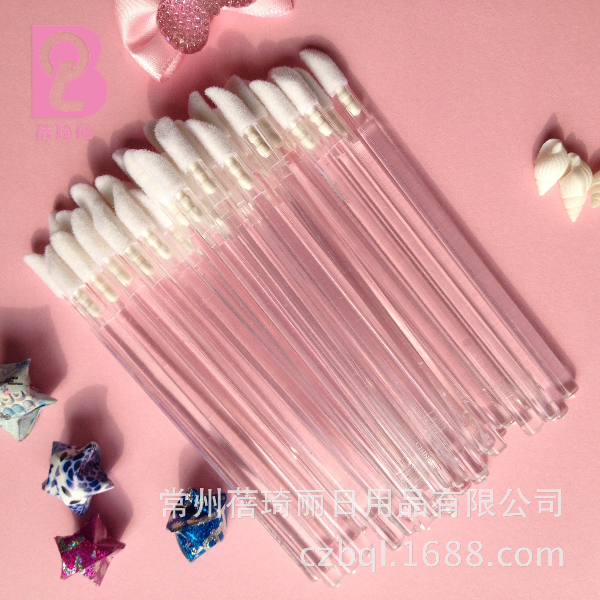 Factory supply disposable solid lip brush stick transparent handle lip gloss brush makeup brush portable mini makeup tool