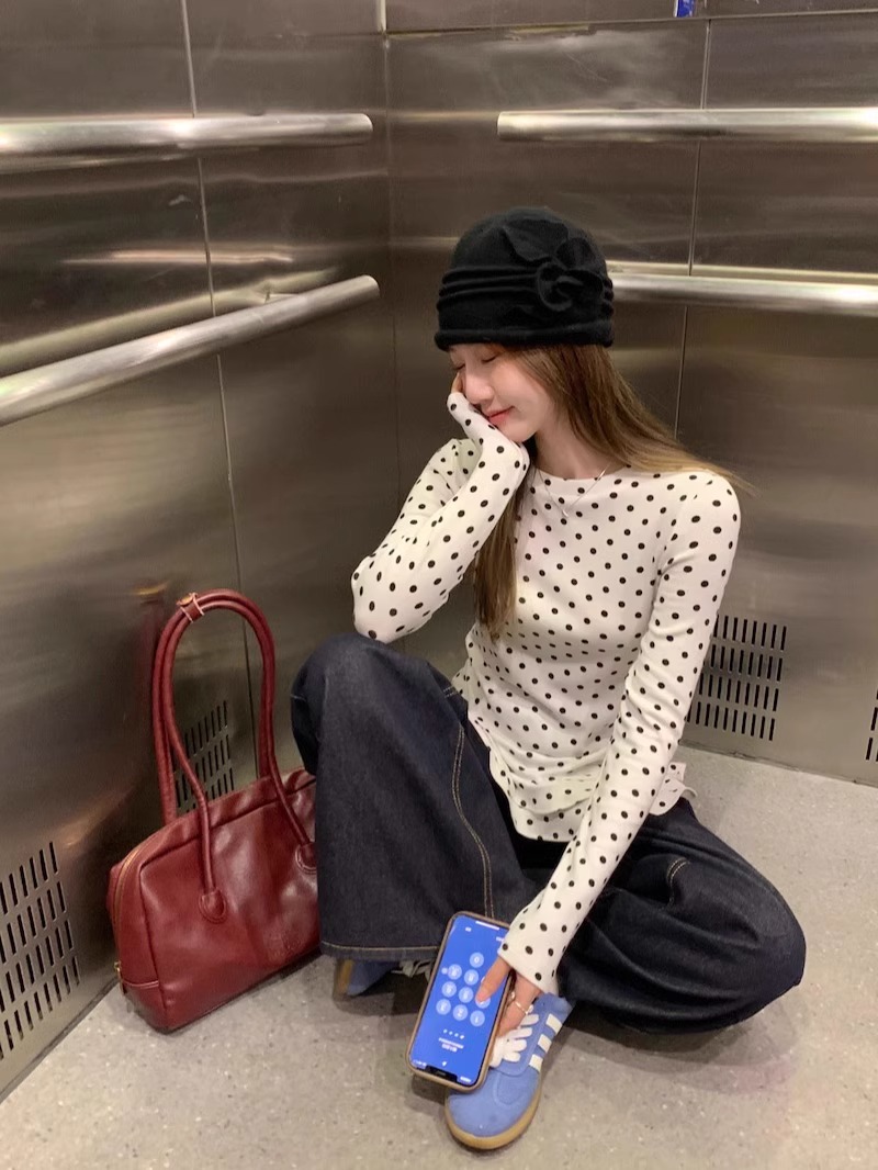 Home Factory in stock Sweet Style White Wave Dot Long Sleeve Spring Ruffled Base Shirt Slim Inner Top