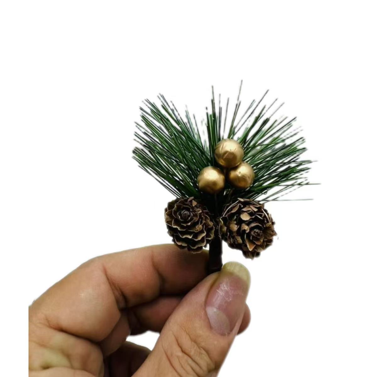 Cross-Border Christmas Gift Box Cuttings Accessories Simulated Pine Needles Red Fruit Branches Christmas Tree Decoration Berries Christmas Trinkets