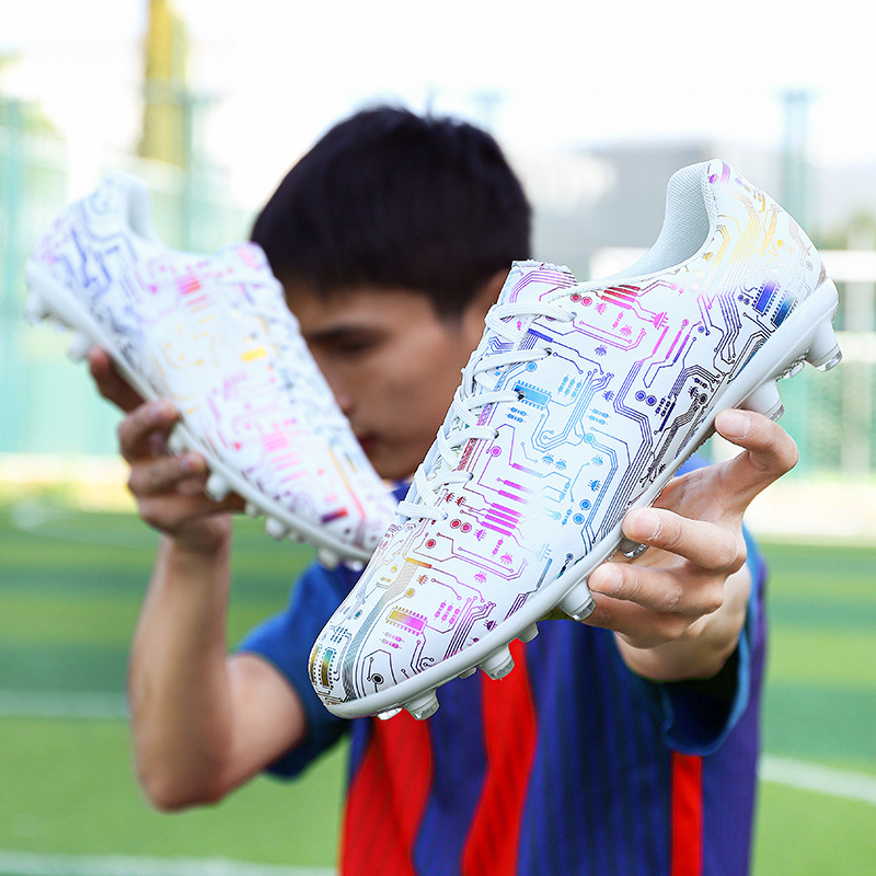 Cross-border plus size football shoes men's low-top youth Student Competition training shoes artificial grass TF long broken nail wholesale
