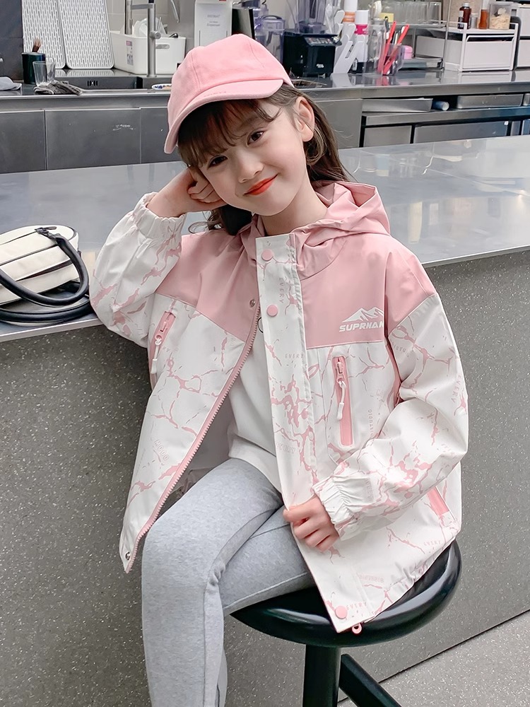 Girl's Coat Spring and Autumn 2025 New Children's Western Style Spring Jacket Top Girl's Sports Internet Celebrant Rustic Clothes