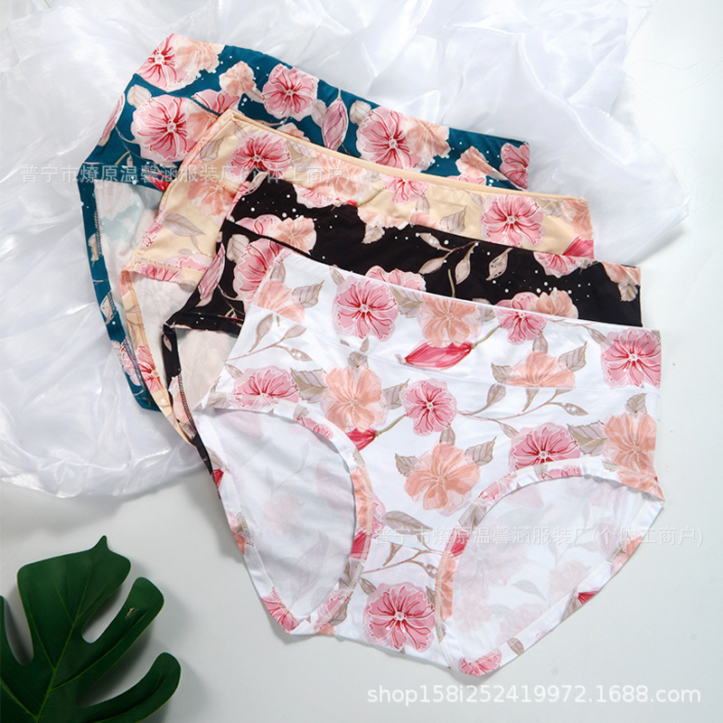 Women's Large Size Underwear Manufacturer Direct Wholesale Sunflower Dot Pull Large Size Multi-Color Russian Women's Underwear