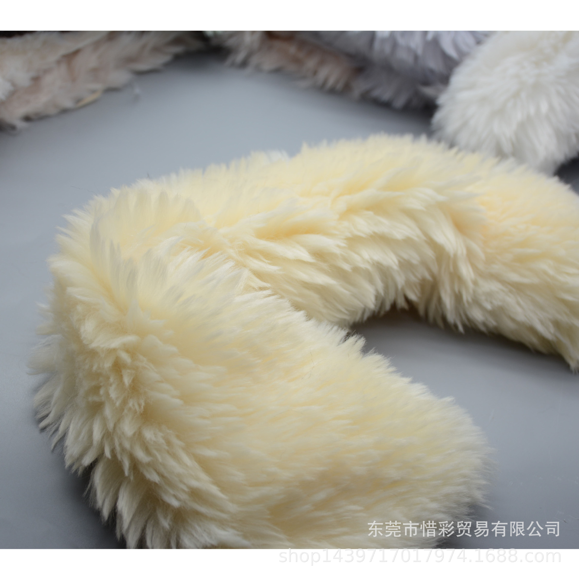 New product Baoxiong artificial wool 30 wool high lion velvet scarf fur collar toy clothing plush cloth pvvelvet fabric