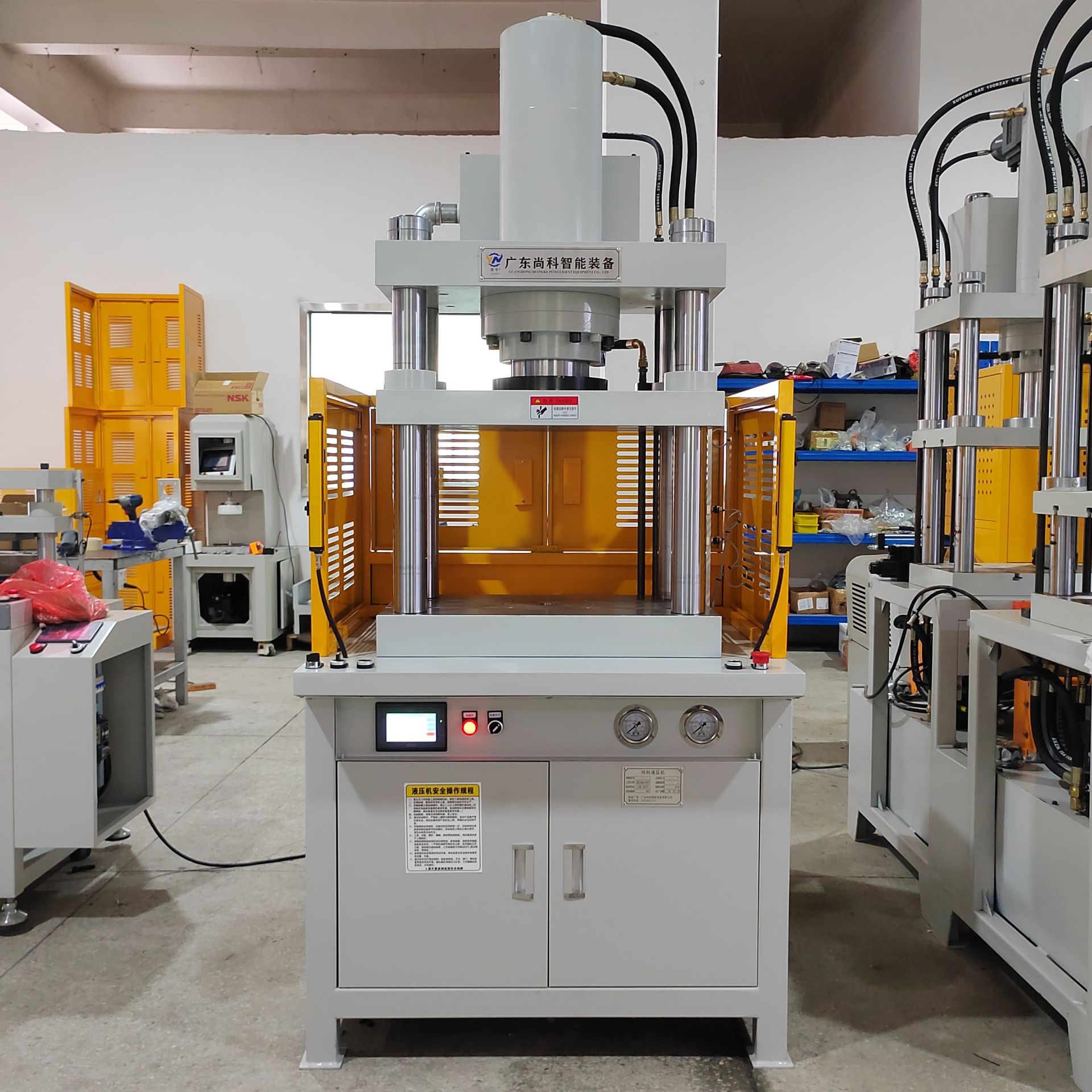 Production of High-Efficiency Configuration Optional Hydraulic Presses, Automatic Ejection Powder Molding Hydraulic Presses, and High-Precision Servo Presses