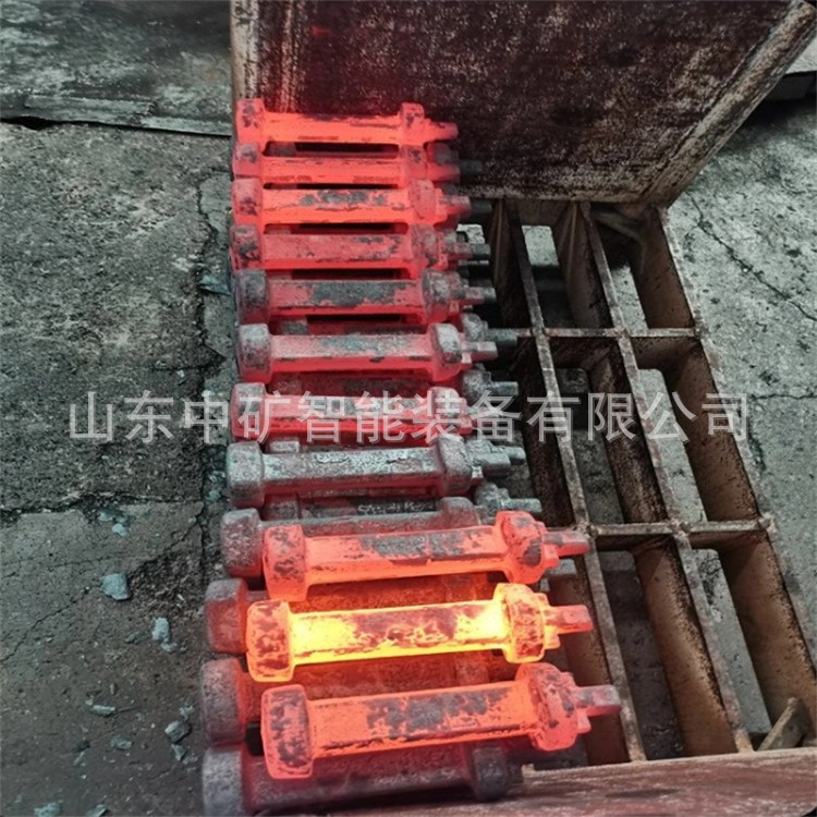 Shandong Zhongkuang Forging Scraper Dumbbell Pin for Mining Use, Fixed Connection between the Middle Groove of the Dumbbell Pin