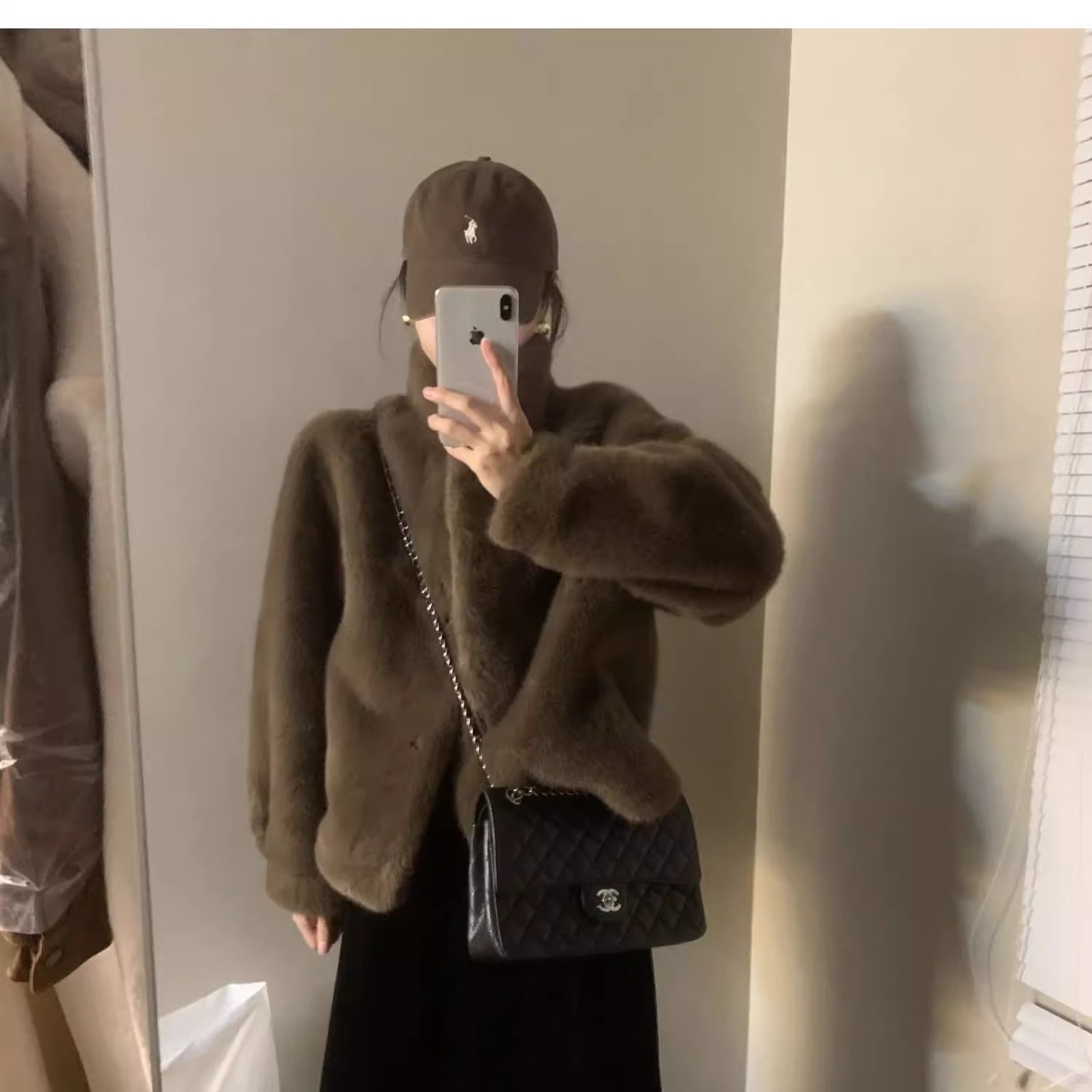 2025 Winter Young Style Mink Short Stand Collar Fur Integrated Mink Plush Eco-Friendly Fur Coat for Women