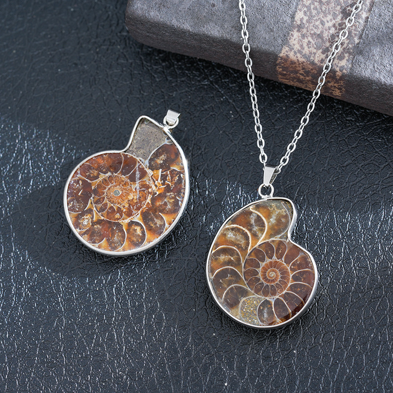 Cross-border Personality Creative Conch Stone Shell Raw Stone Mineral Specimen Men's and Women's Jewelry Pendant Hanging Ornaments