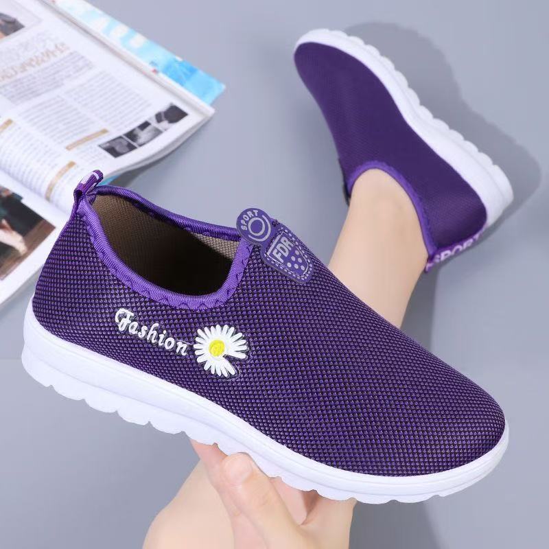 Spring and Autumn Casual Shoes Women's sneaker Soft-soled Non-slip Mama Shoes Mesh Low-top Slip-on Running Shoes