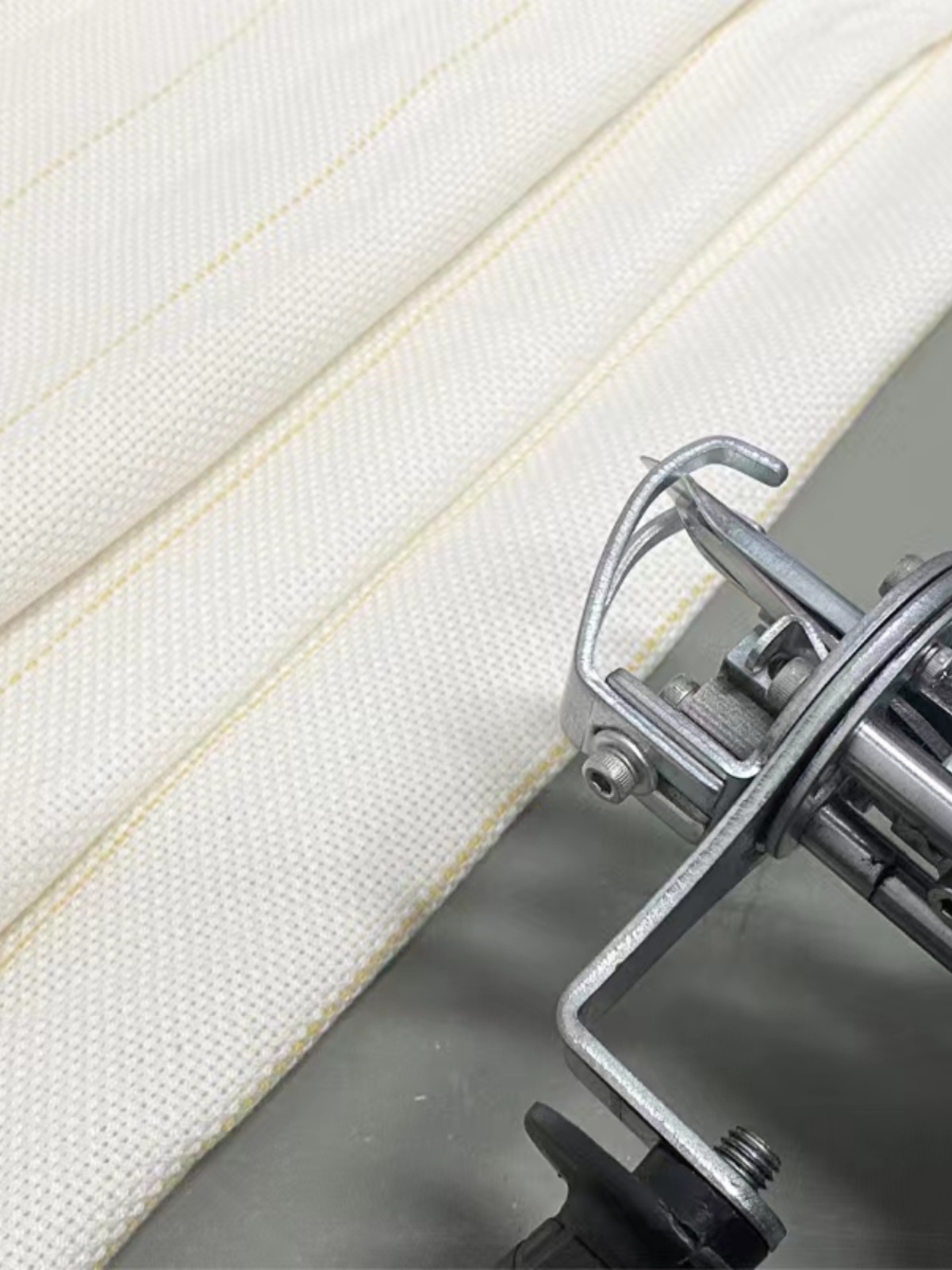 Tufting Fabric Available in Multiple Sizes, Suitable for Cutting, Punch Needle Embroidery, Double Weft and Warp, Yellow Thread Base Fabric, Polyester-Cotton Tufting Fabric