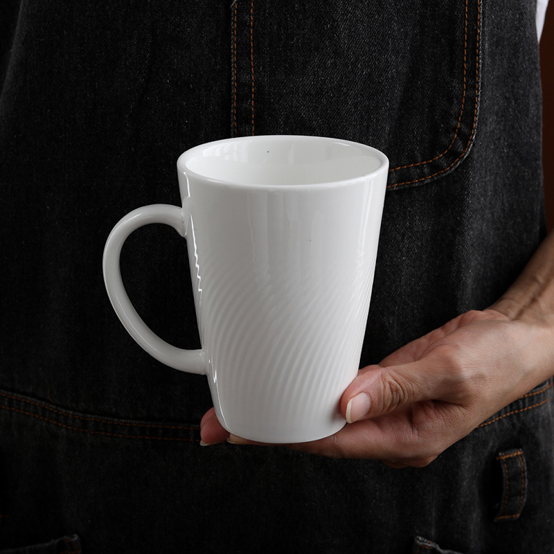 Customized Coffee Set Set Ceramic Household Casual Coffee Cup and Saucer Modern Minimalist Style Solid Color Ceramic Cup