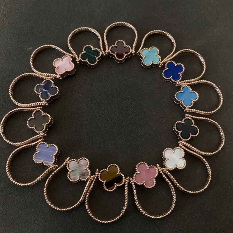 Элегантное кольцо из красного агата в форме четырехлистного клевера, 18K розовое золото