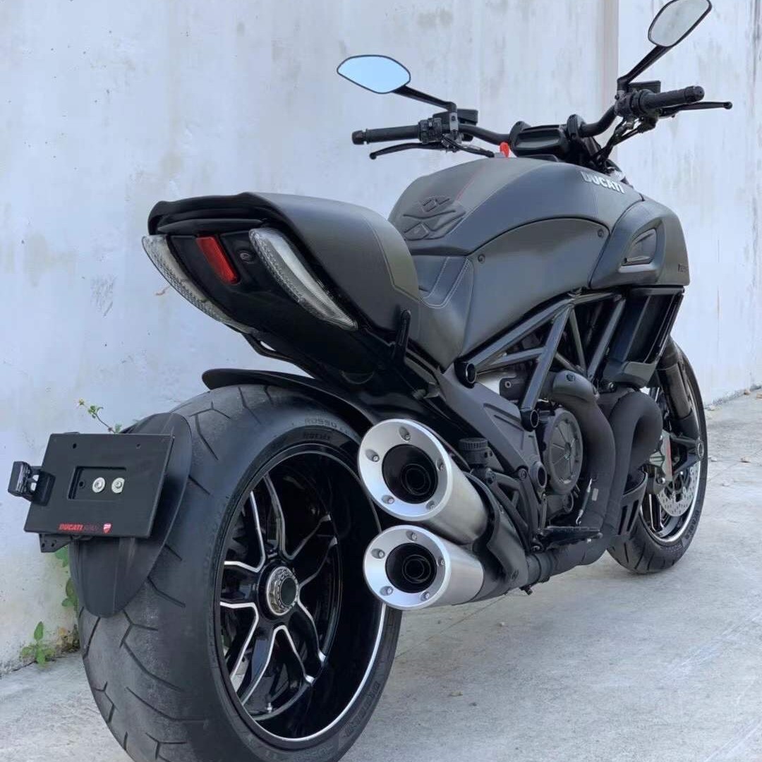 Imported Ducati Big Devil Street Car 696 Twin Cylinder Little Monster 1199S Large Displacement 1200Cc Heavy Machine Motorcycle