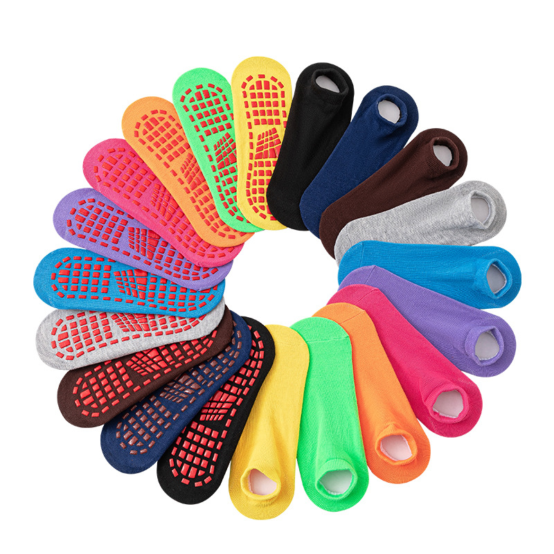 Indoor trampoline children's non-slip silicone socks baby floor socks summer breathable adult yoga socks fitness dance socks