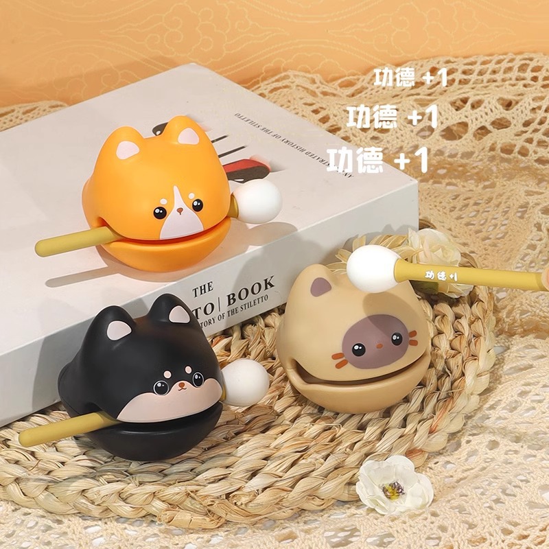 Decompression Small Wood Fish Ornaments Office Workstation Decoration Healing Department Emotional Stability Birthday Children's Day Small Gift for Women