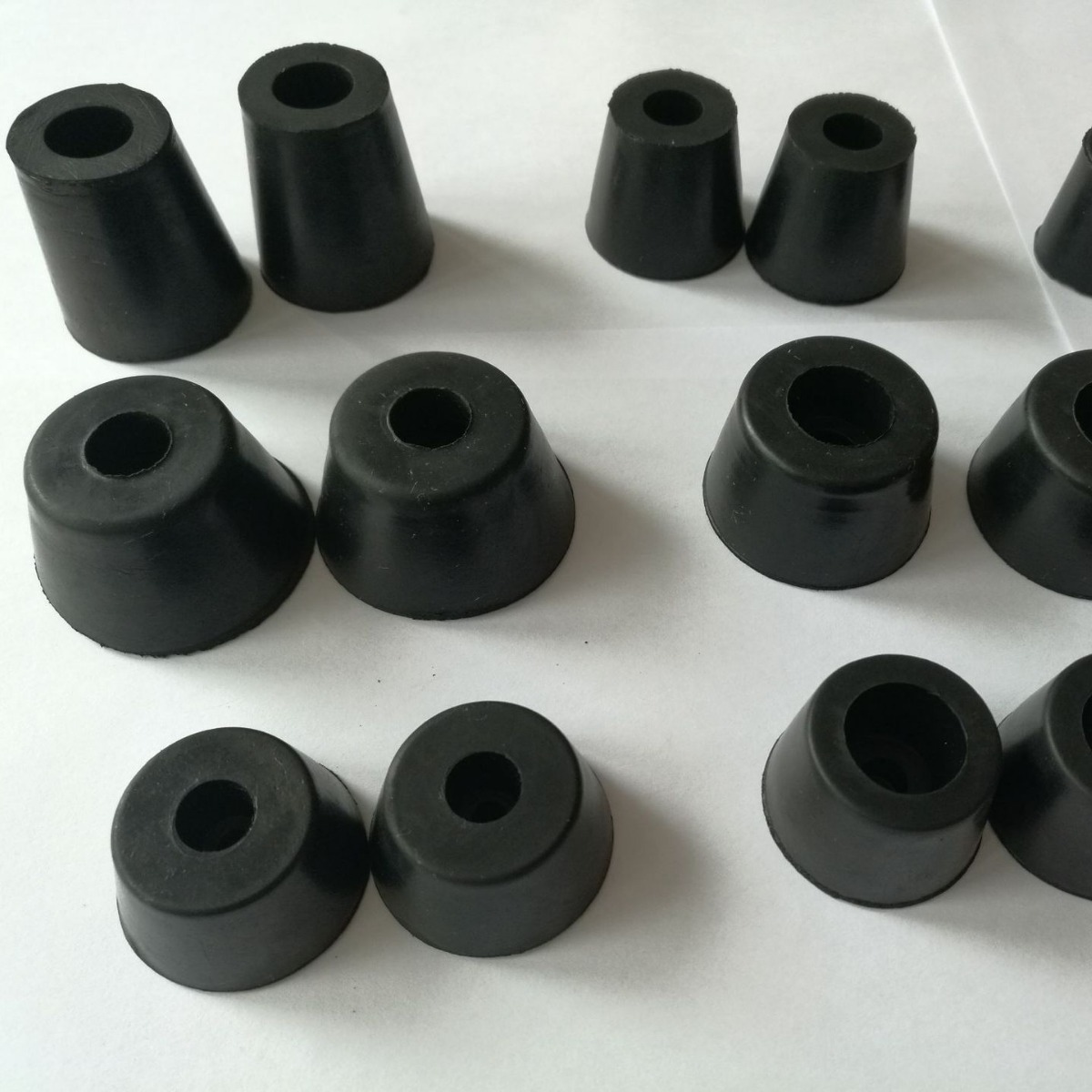 Hot-Selling Cylindrical Foot Pads, Mechanical Shock-Absorbing Foot Pads, Rubber Foot Pads, Plastic Anti-Vibration Foot Pads, Anti-Slip Foot Pads