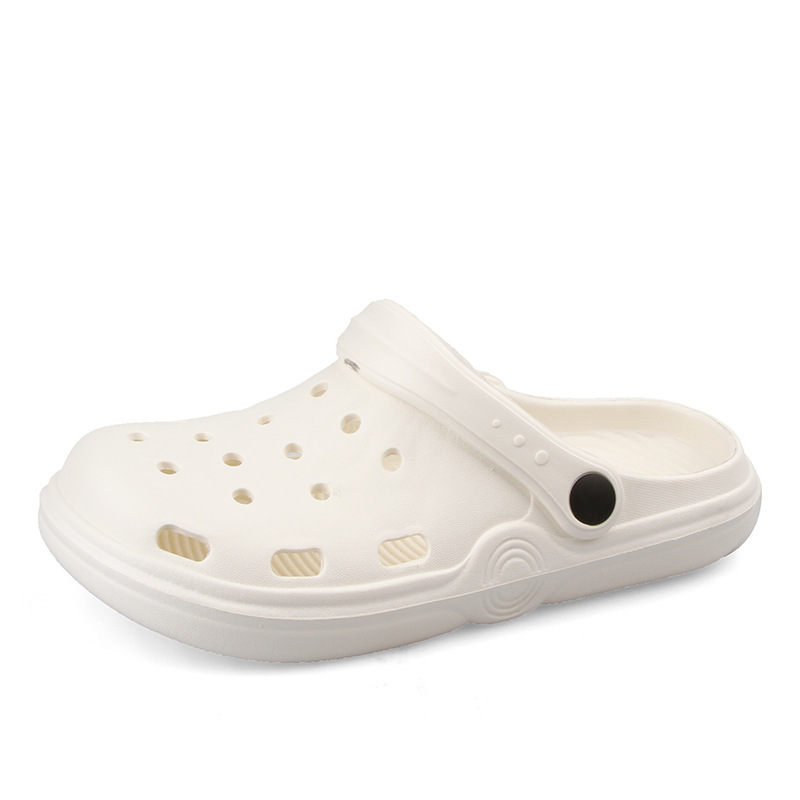 Fuzhou factory direct wholesale scenic drifting shoes low price new double size solid color hollow hole sandals and slippers spot