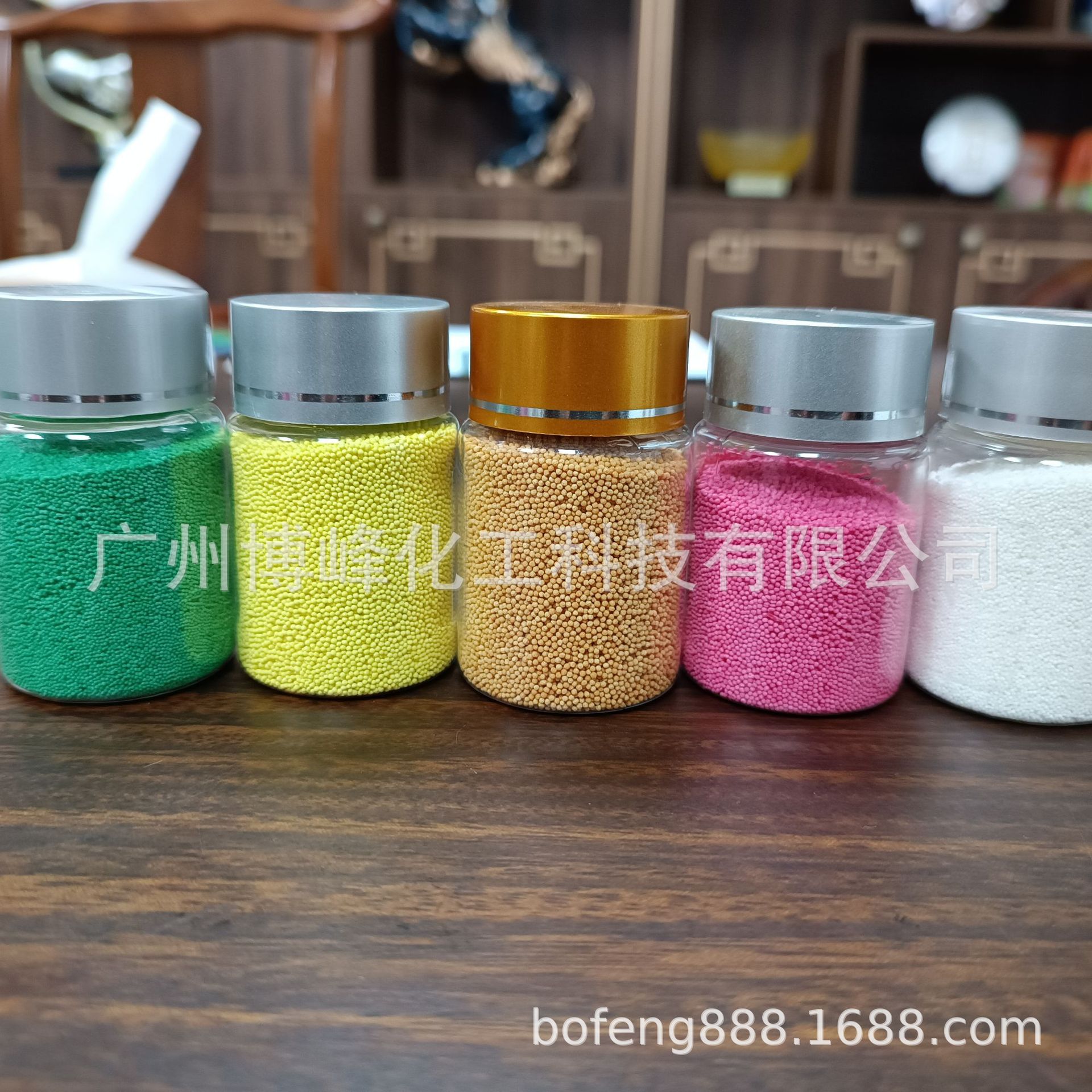 Wholesale Supply of Colorfuled Soluble Particles, Toothpaste Cleansing Cream Scrub Particles, Large Quantity and Excellent Price, Can Be Made as Required