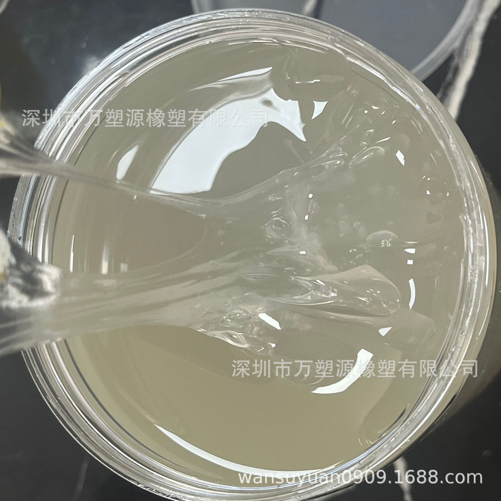 Liquid Butadiene Rubber Easy to Process Mix with Resin Rubber Improve Toughness Wear Resistance Impact Resistance