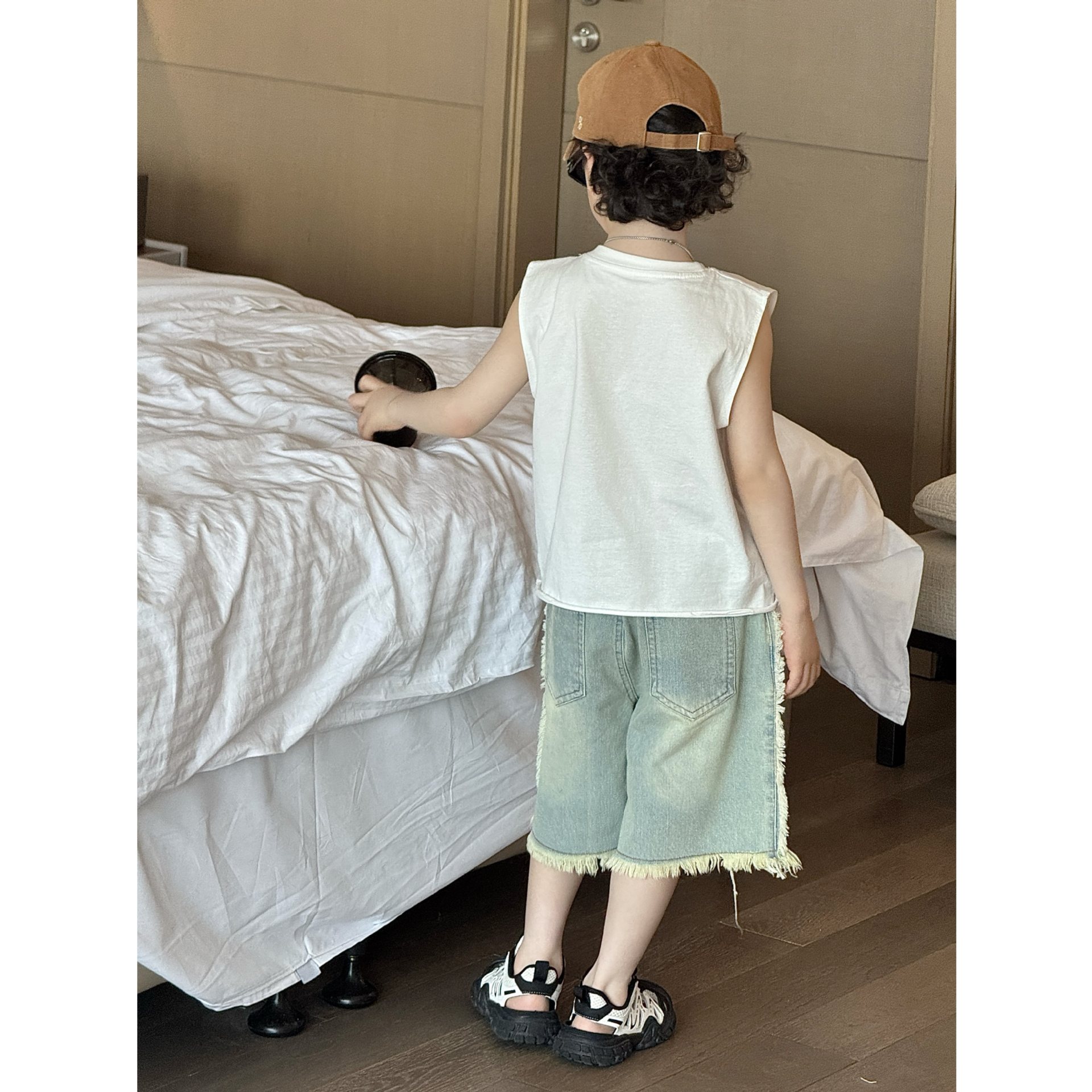 Boys' Short-Sleeved Shirt Summer Sleeveless Vest Suit Summer Children's Clothing Children's Boys Ripped Jeans Day