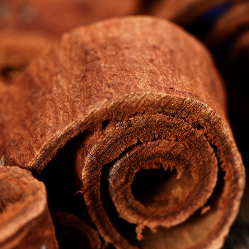Large Oil Cinnamon, Guangxi Cinnamon Bark, Dried Cinnamon, Qinghua Alpine Purple Oil Cinnamon Material, Not Vietnam