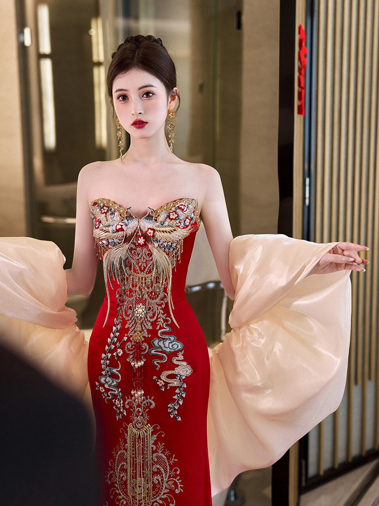 Luxurious Tailored Wedding Dress 2025 New Chinese Style Bridal Gown for Toasting Ceremony High-End Light Luxury Wedding Outfit for Women