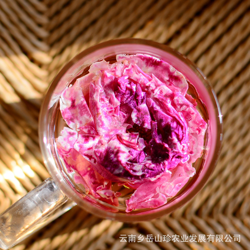 Yunnan ink red rose edible rose ink red bottle boxed freeze-dried ink red rose flower tea petals