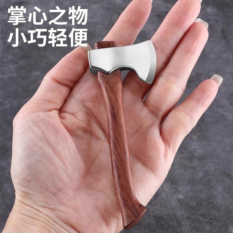 Mini Small Ax Hand-Forged Mountain Fire Ax Decorative Ornaments Mirror Light Small Hand Ax Cool Play Sharp Ax