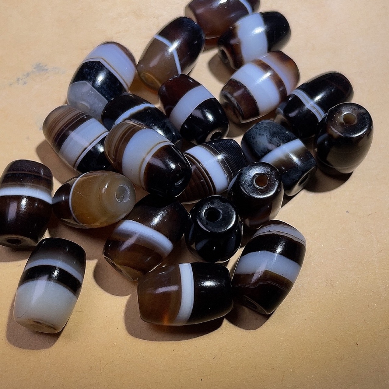 About 10-12X30-40MM Rice Beads Black White Striped Silk Stripe Agate Passepartout Beads