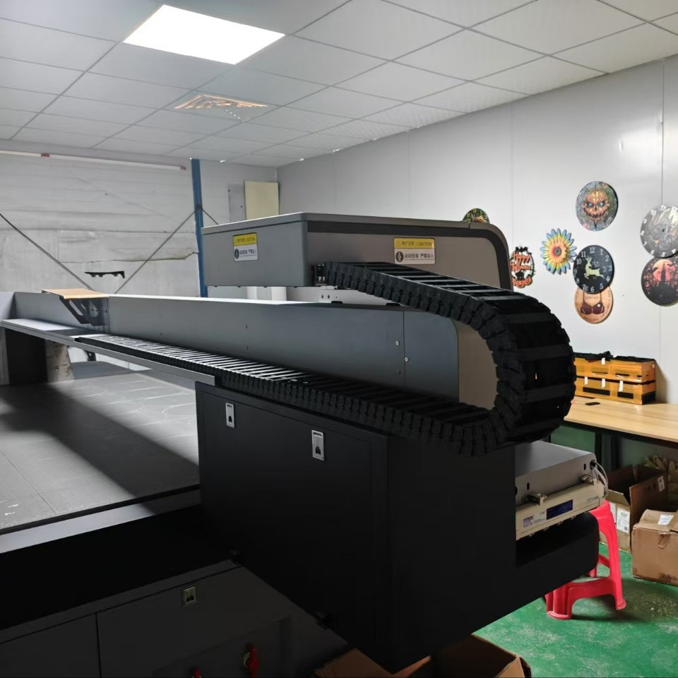 Cross-border new clock explosives UV printing processing, processing, UV processing