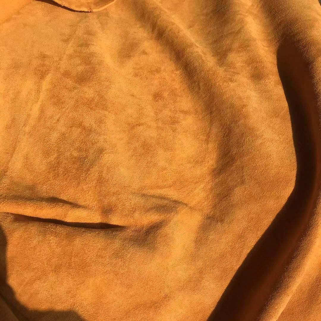 Low-Price Promotional Sheep Split Suede Genuine Leather Fabric Anti-Fading Leather Material in Stock Supply