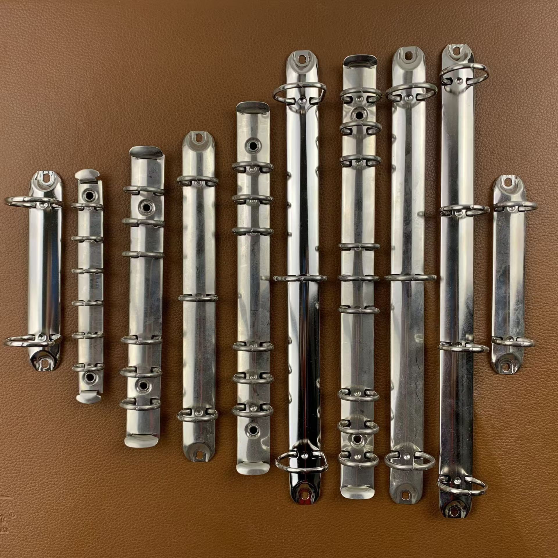 Многоотверстной металлический зажим, канцелярские принадлежности, большой объем