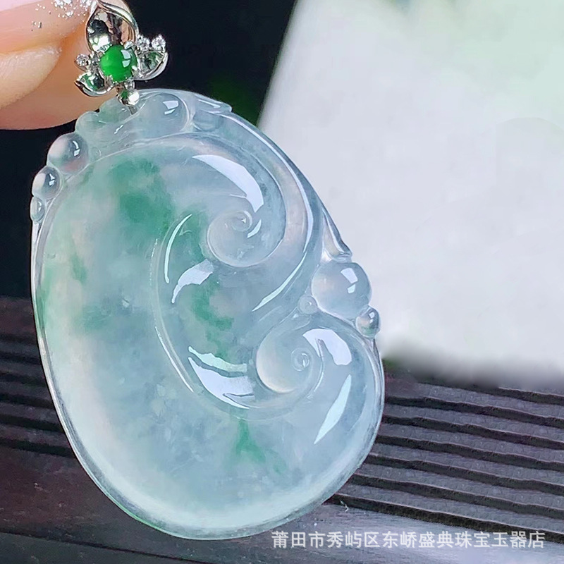 Shake the sound supply wholesale Myanmar natural jade pendant A goods Jade Buddha Violet Buddha jade pendant with certificate