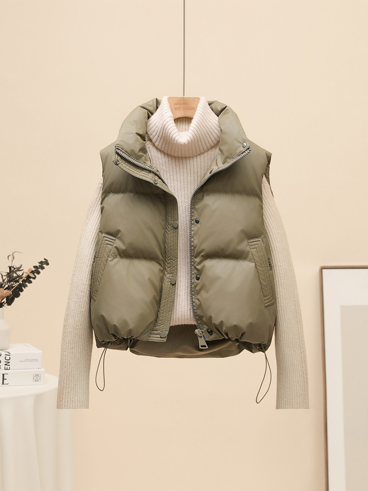Пуховик-жилет из PU кожи без стирки для женщин, короткий стиль, корейская версия осень и зима 2025, стоячий воротник, модный жилет для миниатюрных