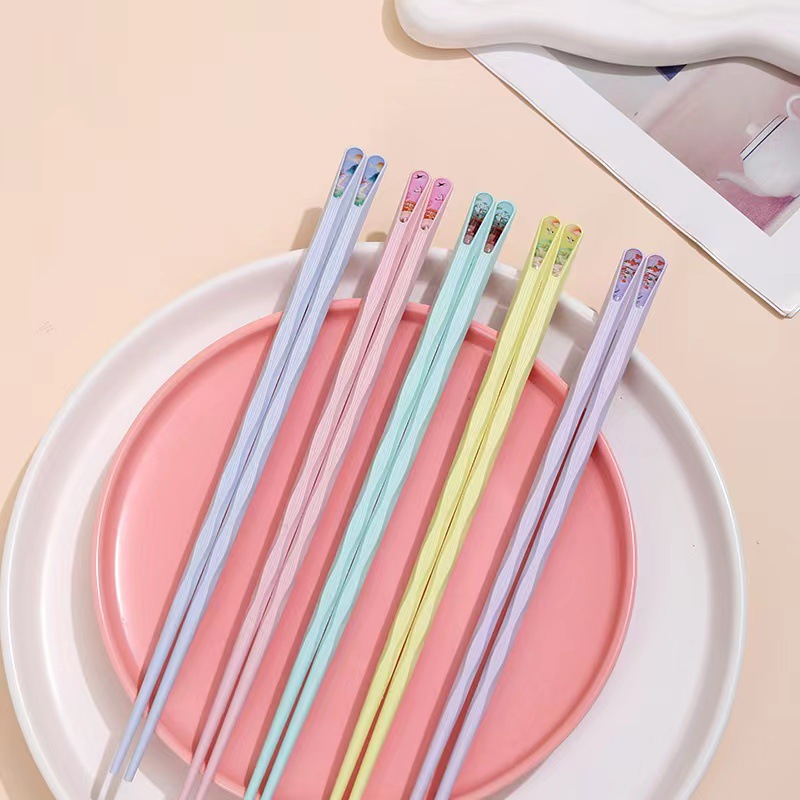 Factory wholesale alloy chopsticks household high-end family new chopsticks one-color meal high temperature resistant nail chopsticks