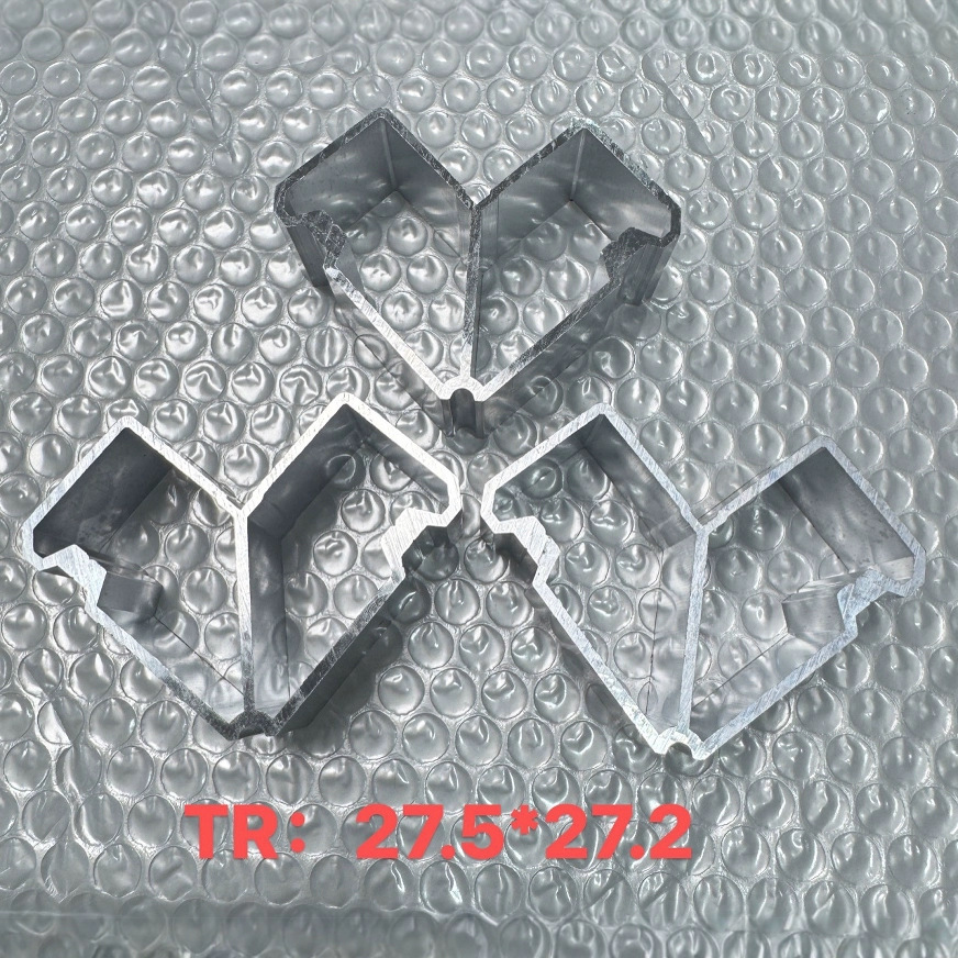 Алюминиевая обработка, алюминиевые уголки, литые алюминиевые сплавы, фиксированные утолщенные алюминиевые уголки