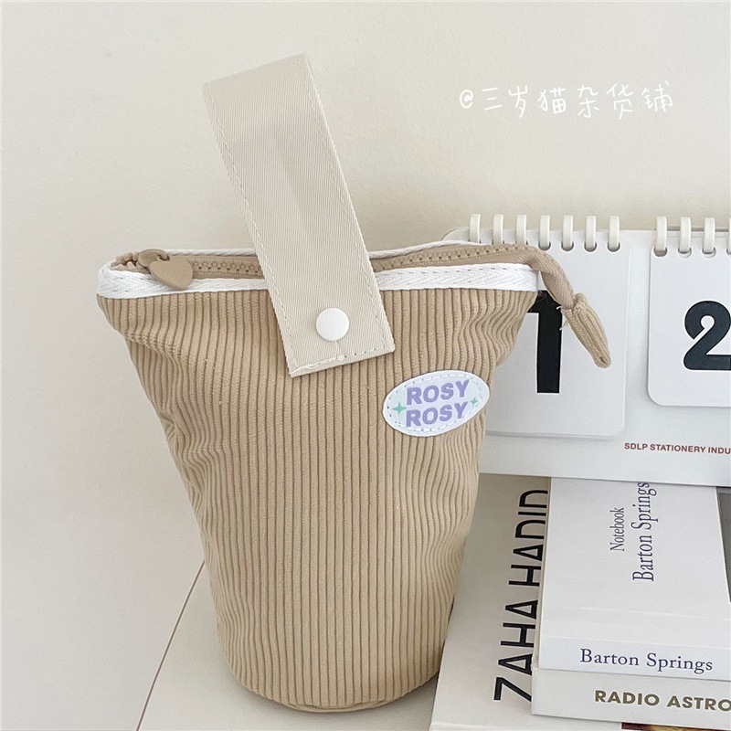 Three-Year-Old Cat Vertical Pattern Pencil Case Girly Heart High-Looking Large-Capacity Folding Pen Holder Multi-Functional Desktop Storage Stationery Box