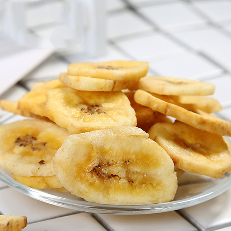 Banana Chips Fruit Crisps Fruit and Vegetable Crisps Vf Process Banana Chips Crispy Vacuum Low Temperature Dehydration Snacks Oem Stickers
