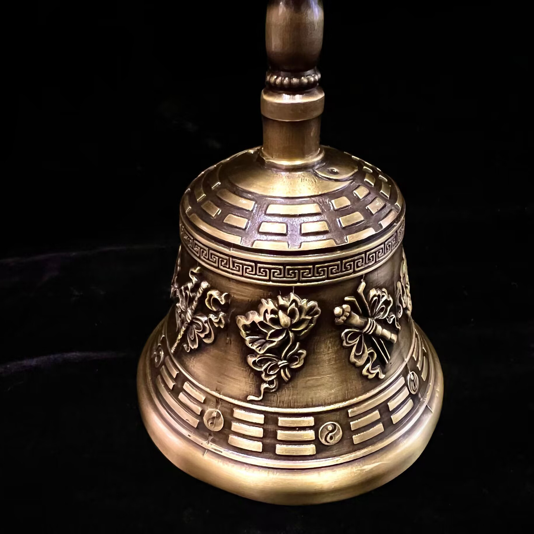 Tao multiplier dark eight fairy bell eight trigrams three clear bell tai chi eight trigrams bell eight fairy eight treasure bell antique bronze bell wholesale